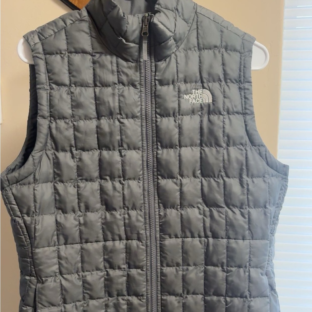 The North Face Dark Gray Quilted Vest